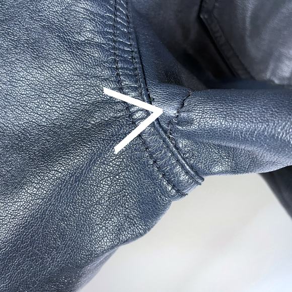 Cinq a Sept Shanis Faux Vegan Leather Pants Blue High Rise Split-Hem Flare Sz 6 - Picture 13 of 14